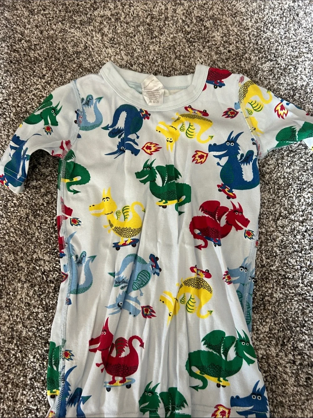 Hanna Andersson Multicolor Dragon Short Sleeve Pajama Set, worn once